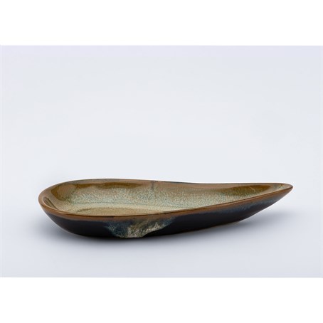 Sharp Leaf Shaped Plate